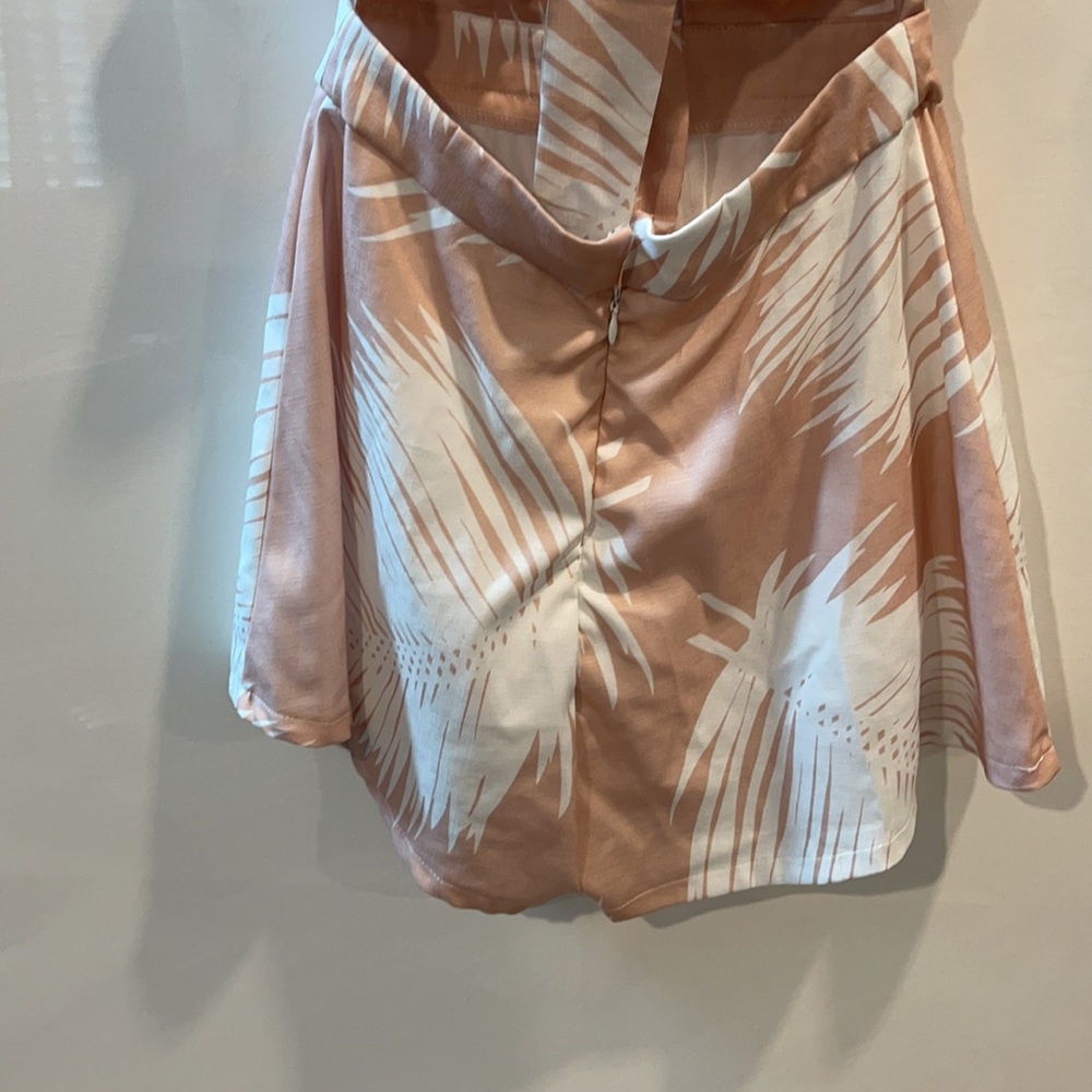 Blithe Tropical Tie Back Romper Small - image 6